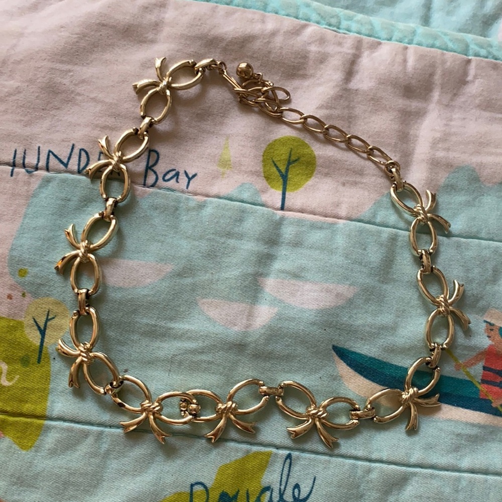 Bow tie necklace